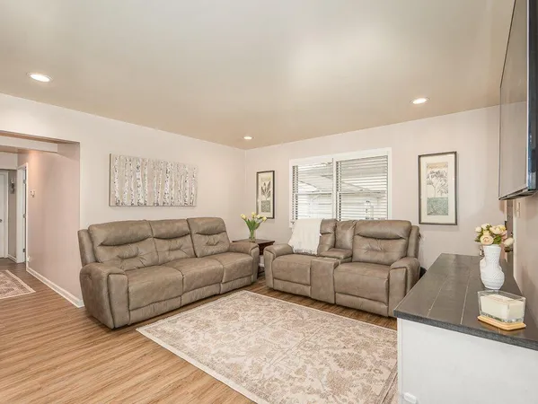 $314,999 | 8141 Grace Place, Highland, IN 46322