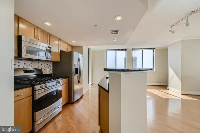 $2,200 | 414 Water Street, Unit 2814, Baltimore, MD 21202