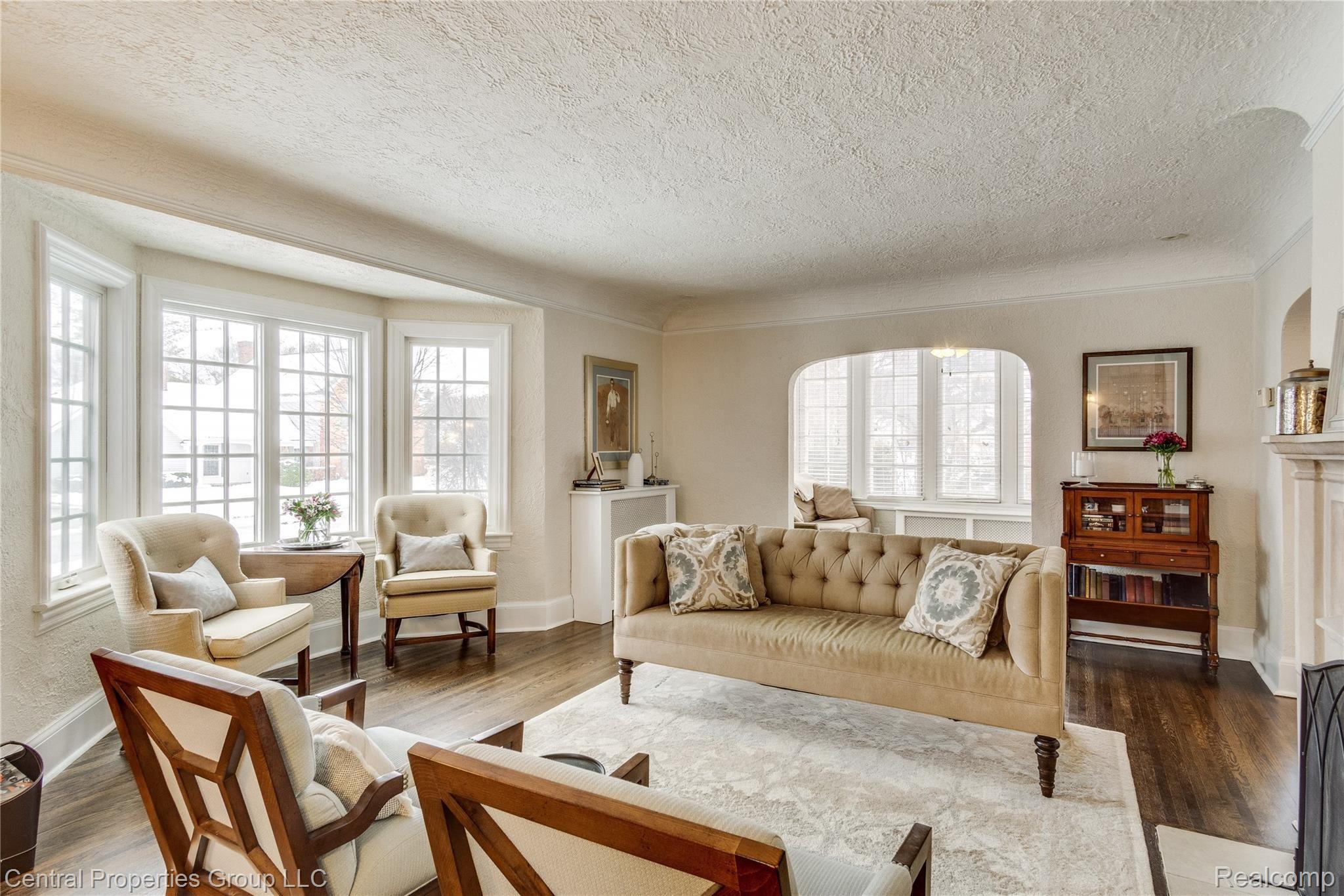 168 Hamilton Road Bloomfield Hills, MI 48301 - Photo 6 of 46 Interiors (5 of 42).jpg