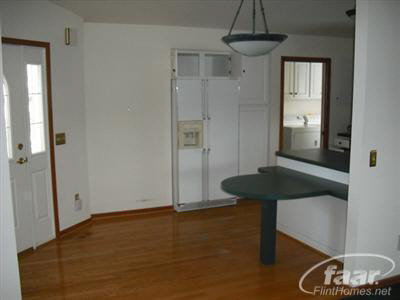 3319 Luce Road Flushing, MI 48433 - Photo 12 of 25 20234542-11.JPG