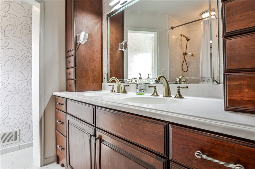 800 Glenairy Drive Northeast Atlanta, GA 30328 - Photo 9 of 18