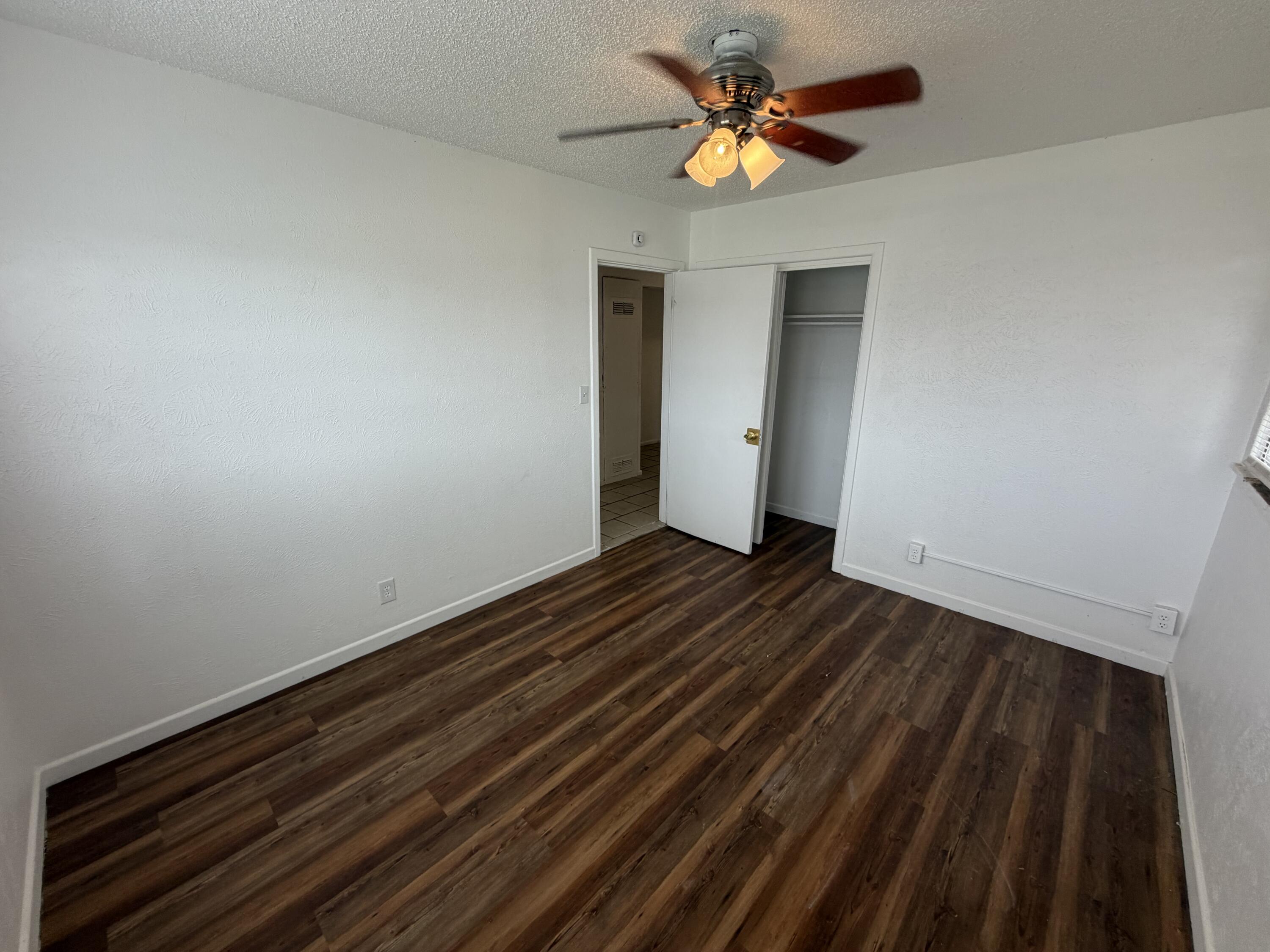 1336 60th Street Lubbock, TX 79412 - Photo 17 of 23 IMG_5076