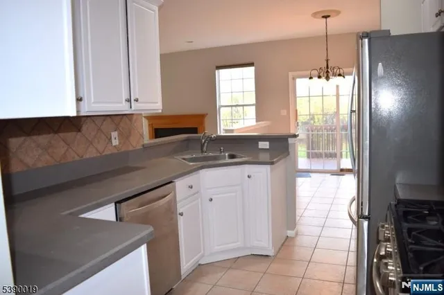 $660,000 | 123 Cardigan Court, Parsippany, NJ 07054