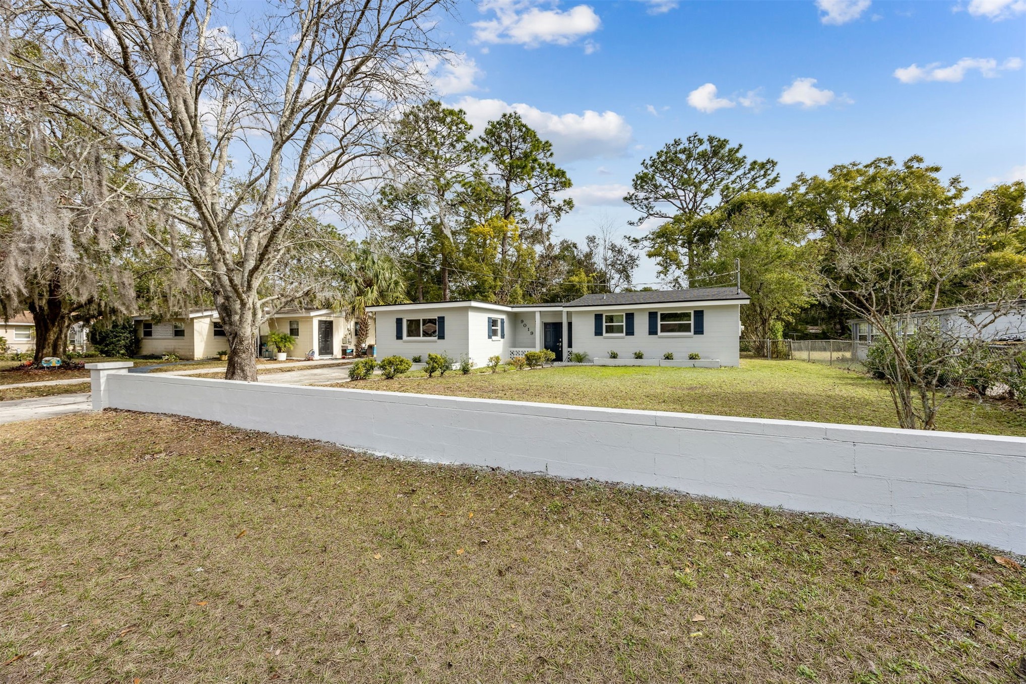 9019 Greenleaf Road Jacksonville, FL 32208 - Photo 2 of 34