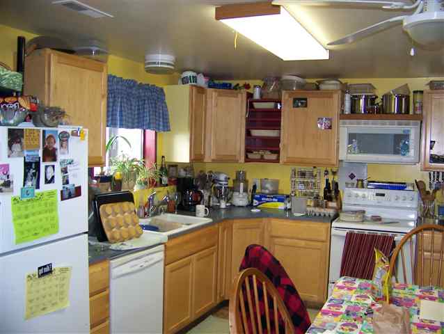 4792 Whittier Road Clayton, WA 99110 - Photo 3 of 9
