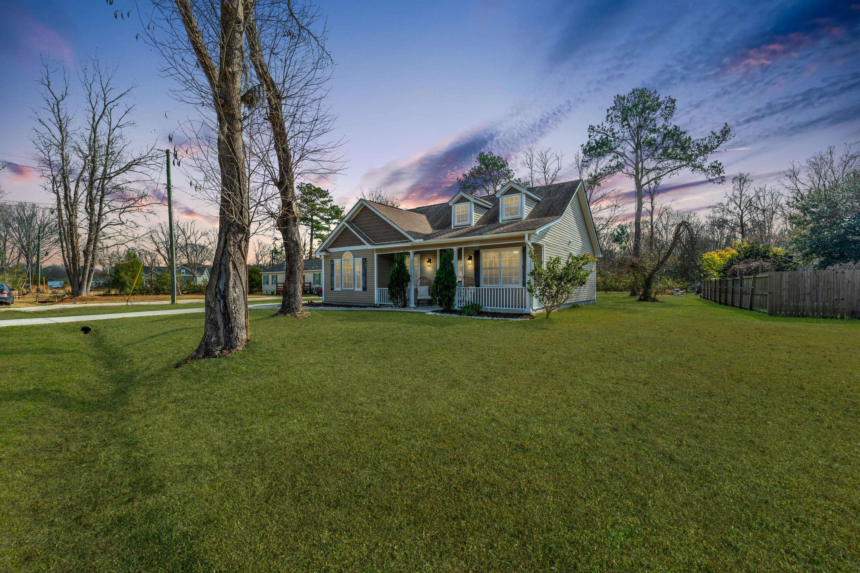 5037 Govan Road Hollywood, SC 29449 - Photo 1 of 27 Welcome to 5037 Govan rd