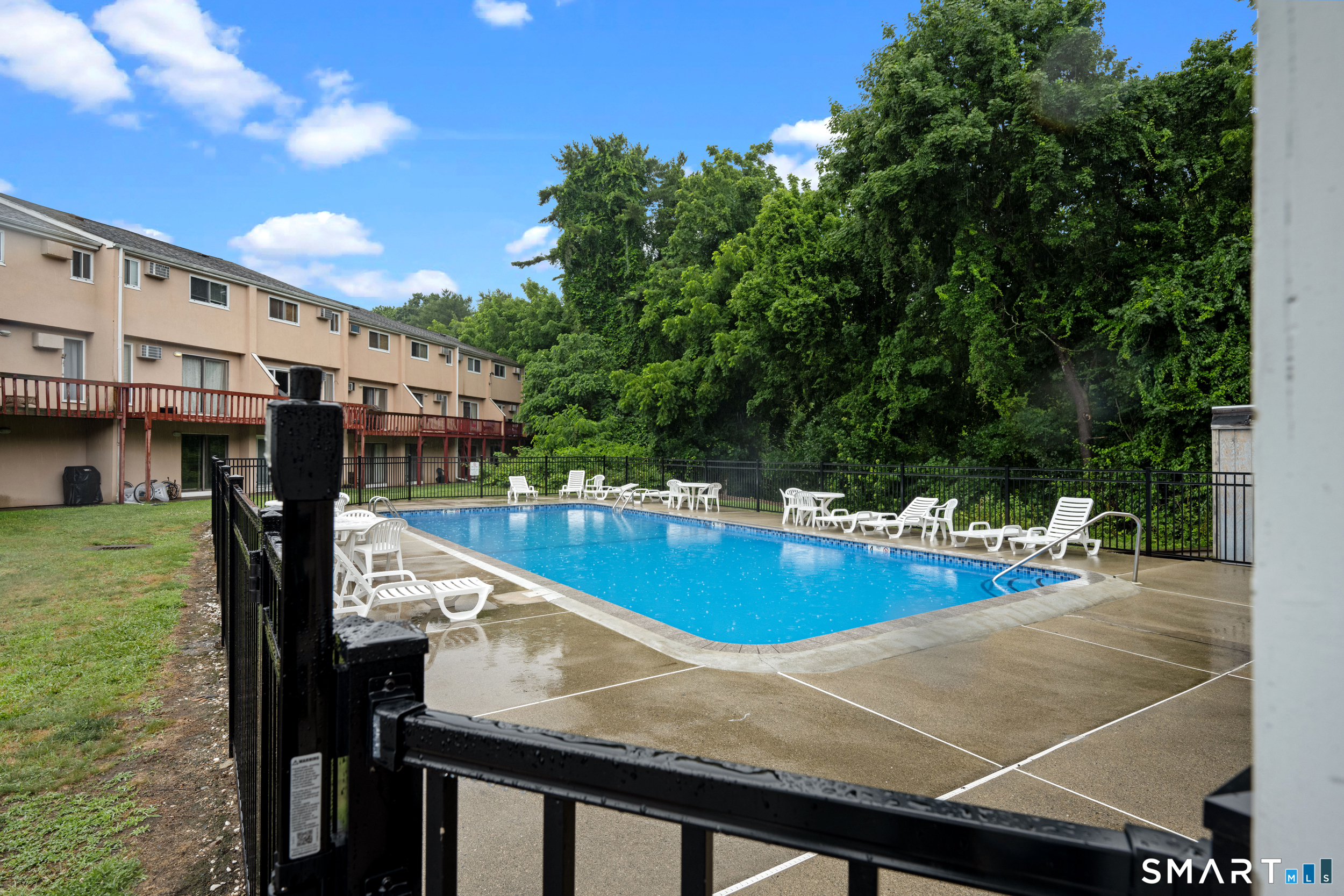 528 Shennecossett Road, Unit G Groton, CT 06340 - Photo 21 of 22
