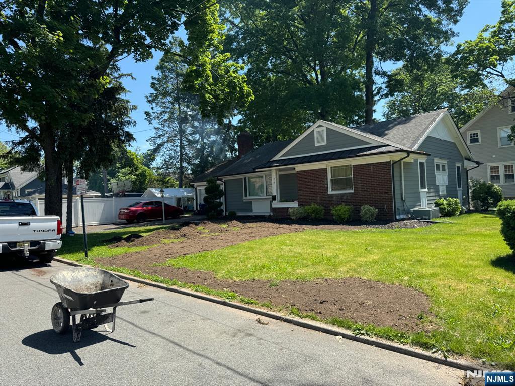 120 Louis Street Hackensack, NJ 07601 - Photo 3 of 7