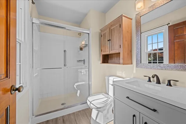 $2,250 | 355 South Collins Street, Unit 355, South Elgin, IL 60177