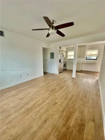$2,500 | 1440 Southwest 42nd Avenue, Unit 4, Miami, FL 33134
