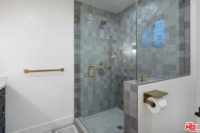 $1,799,000 | 2616 Abbot Kinney Boulevard, Venice, CA 90291