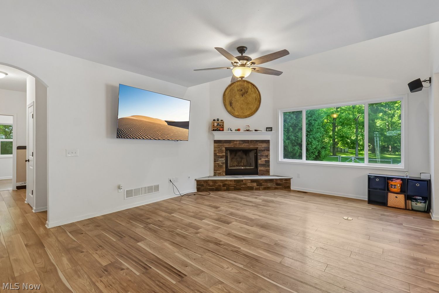 11736 Valley View Road Northfield, OH 44067 - Photo 7 of 42