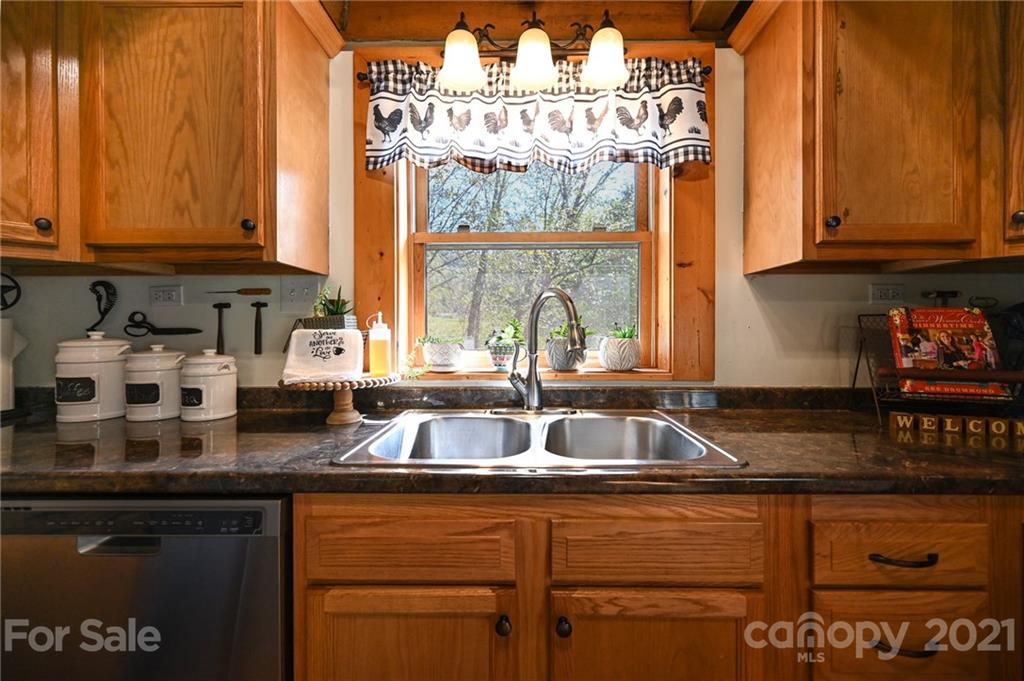 100 Meadows Town Road Leicester, NC 28748 - Photo 18 of 46 Gallery Image 18