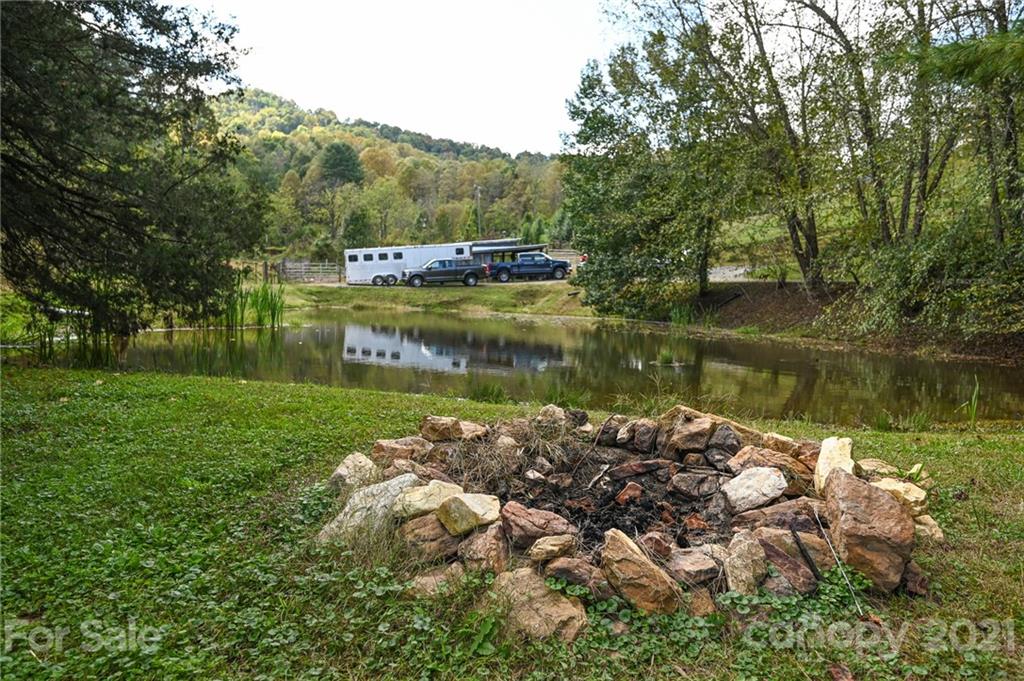 100 Meadows Town Road Leicester, NC 28748 - Photo 37 of 46 Gallery Image 37