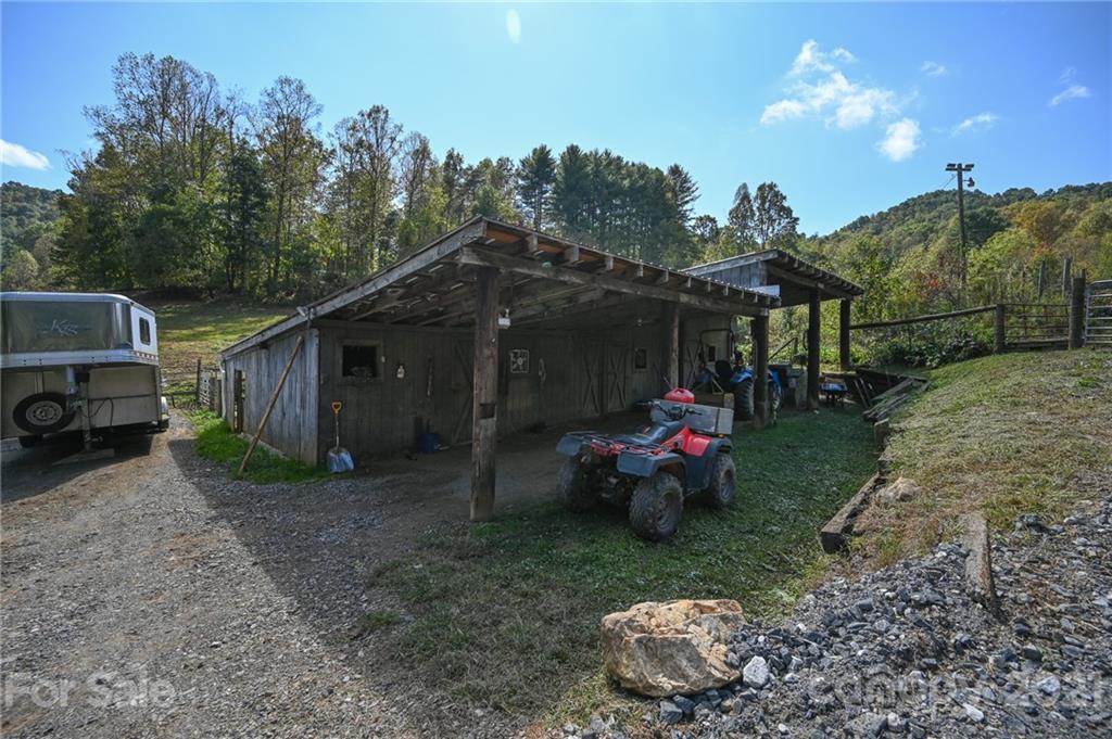100 Meadows Town Road Leicester, NC 28748 - Photo 38 of 46 Gallery Image 38
