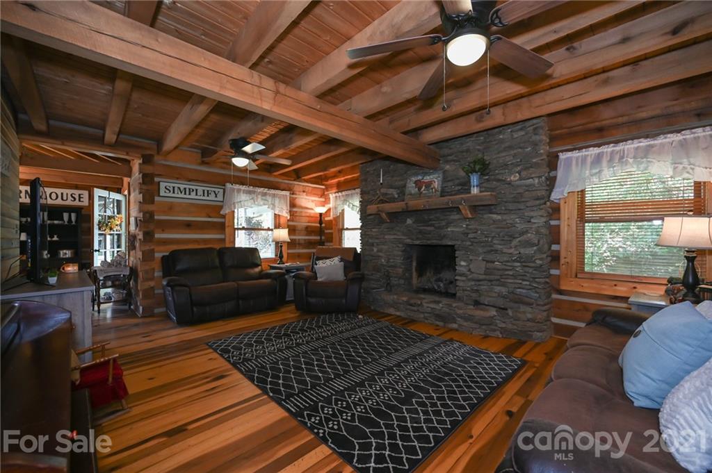 100 Meadows Town Road Leicester, NC 28748 - Photo 9 of 46 Gallery Image 9