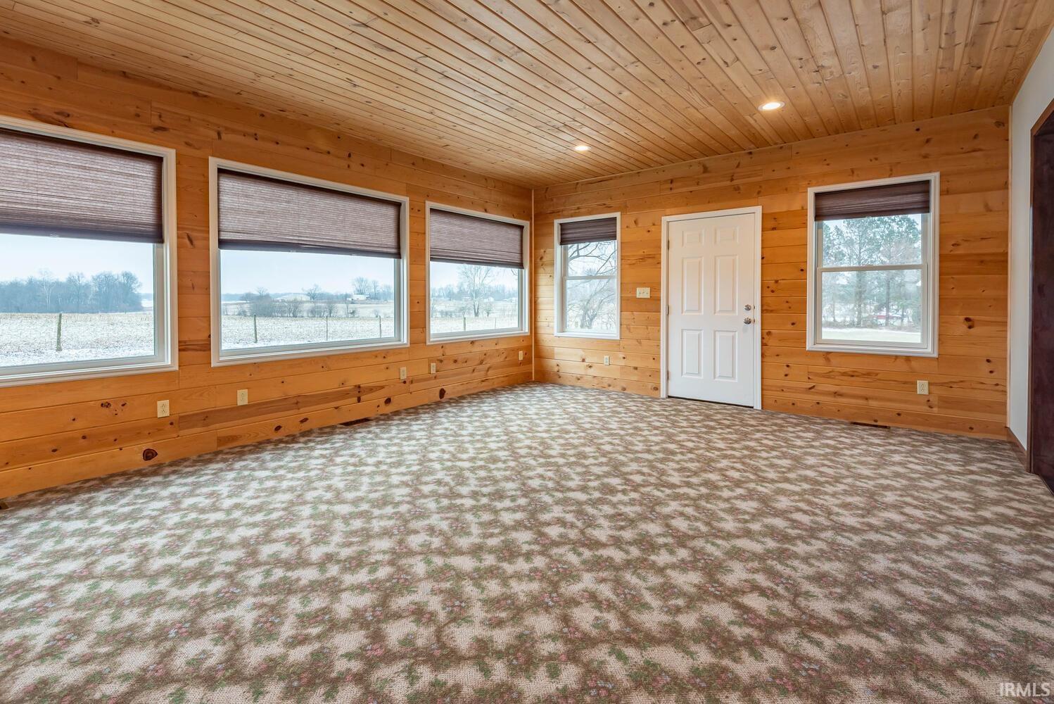 985 Rabbitsville Road Mitchell, IN 47446 - Photo 5 of 35