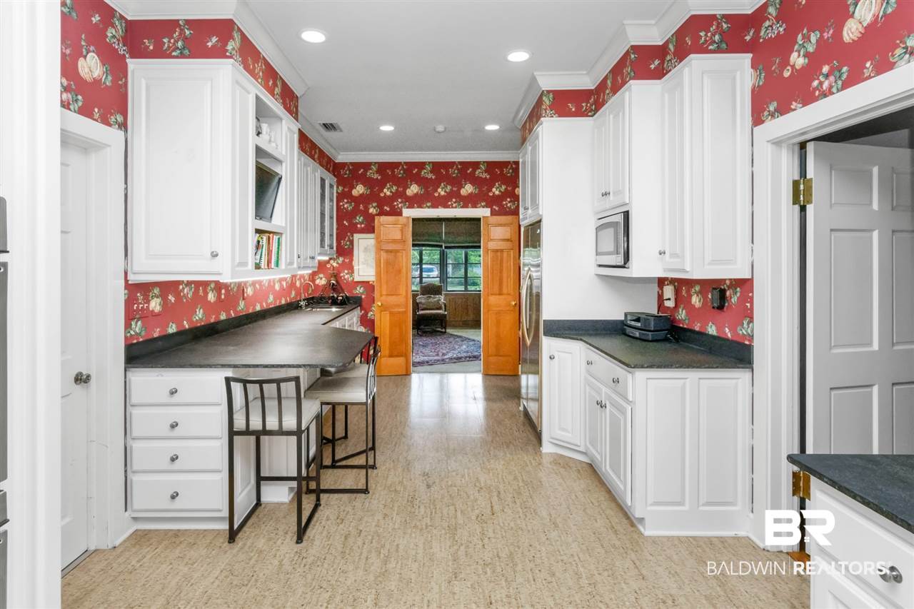 209 Edington Drive Mobile, AL 36607 - Photo 20 of 49