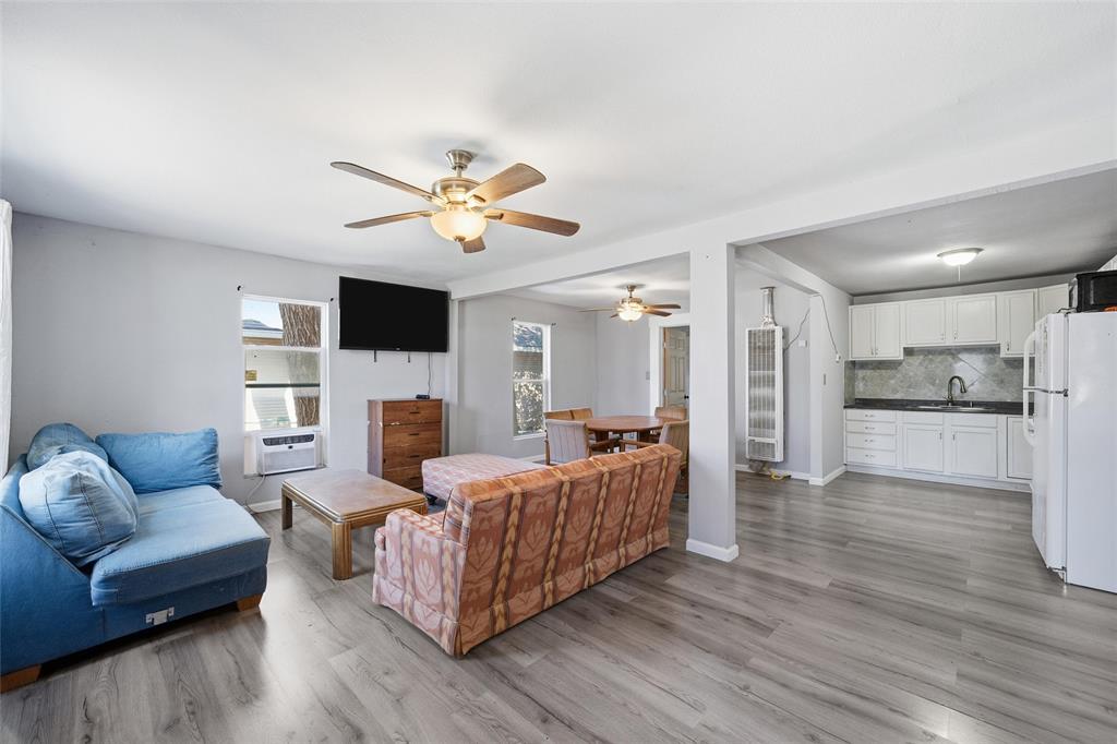 705 North 33rd Street Waco, TX 76707 - Photo 2 of 15