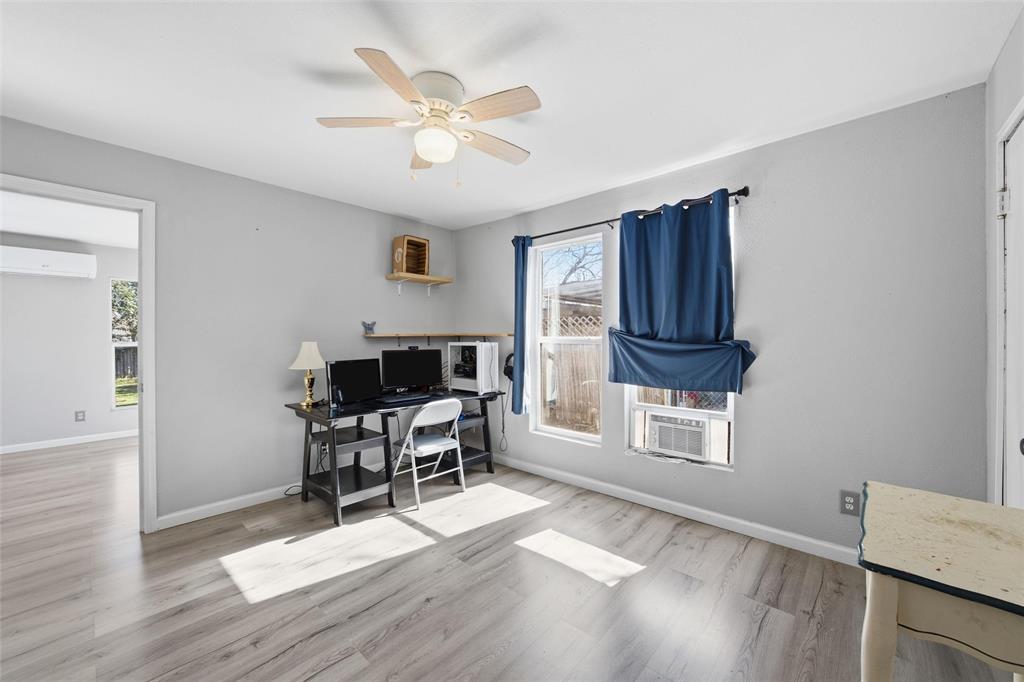 705 North 33rd Street Waco, TX 76707 - Photo 7 of 15