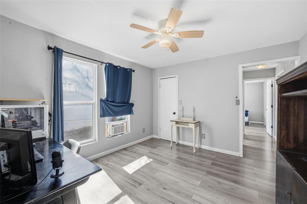 705 North 33rd Street Waco, TX 76707 - Photo 8 of 15