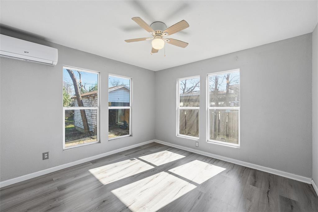 705 North 33rd Street Waco, TX 76707 - Photo 9 of 15