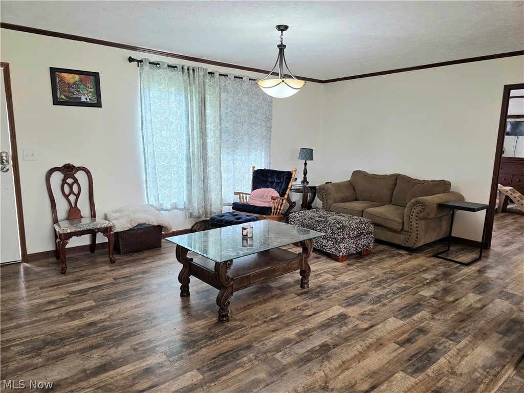 44 Scarce Fat Road Mineral Wells, WV 26150 - Photo 12 of 26 View of living room