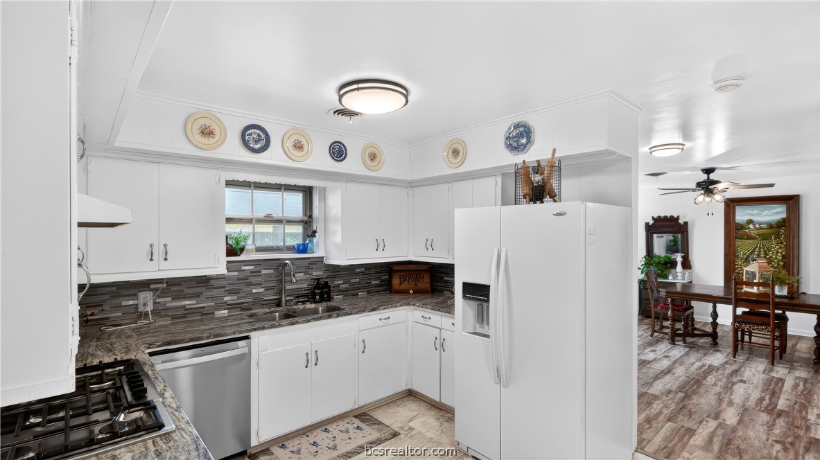 405 North Main Street Franklin, TX 77856 - Photo 12 of 28