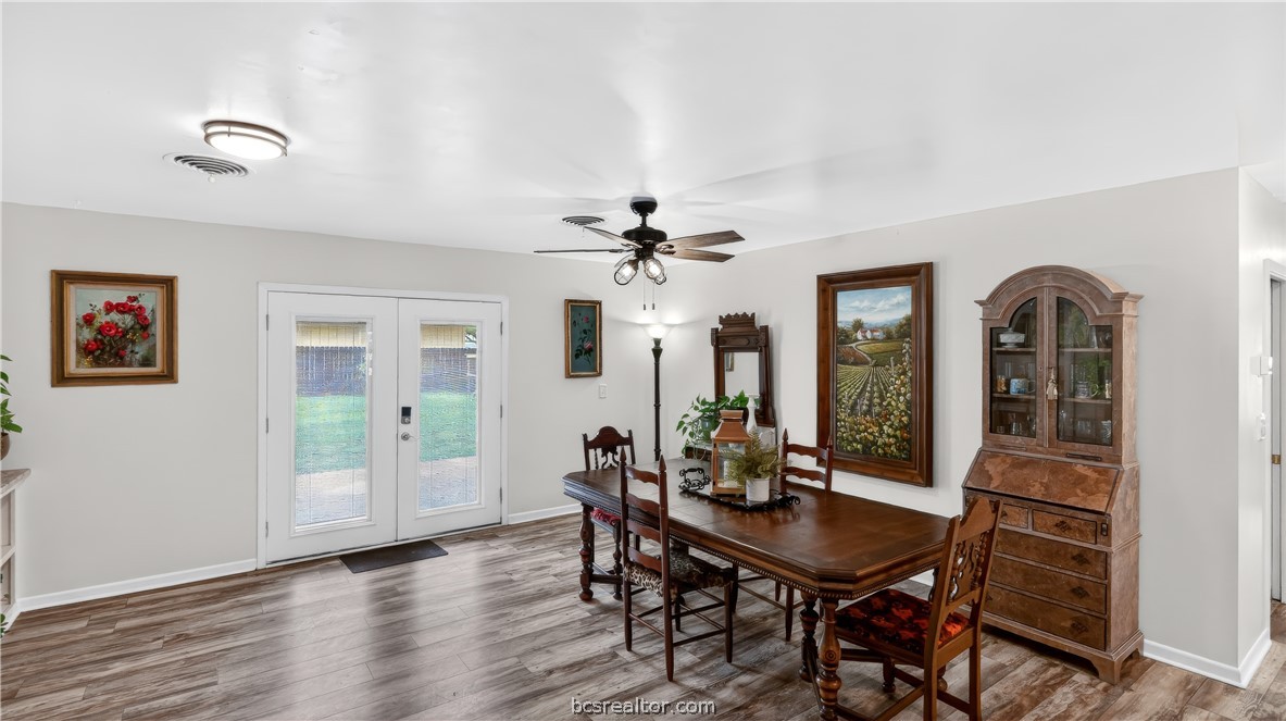 405 North Main Street Franklin, TX 77856 - Photo 8 of 28 a view of a dining room with furniture and window