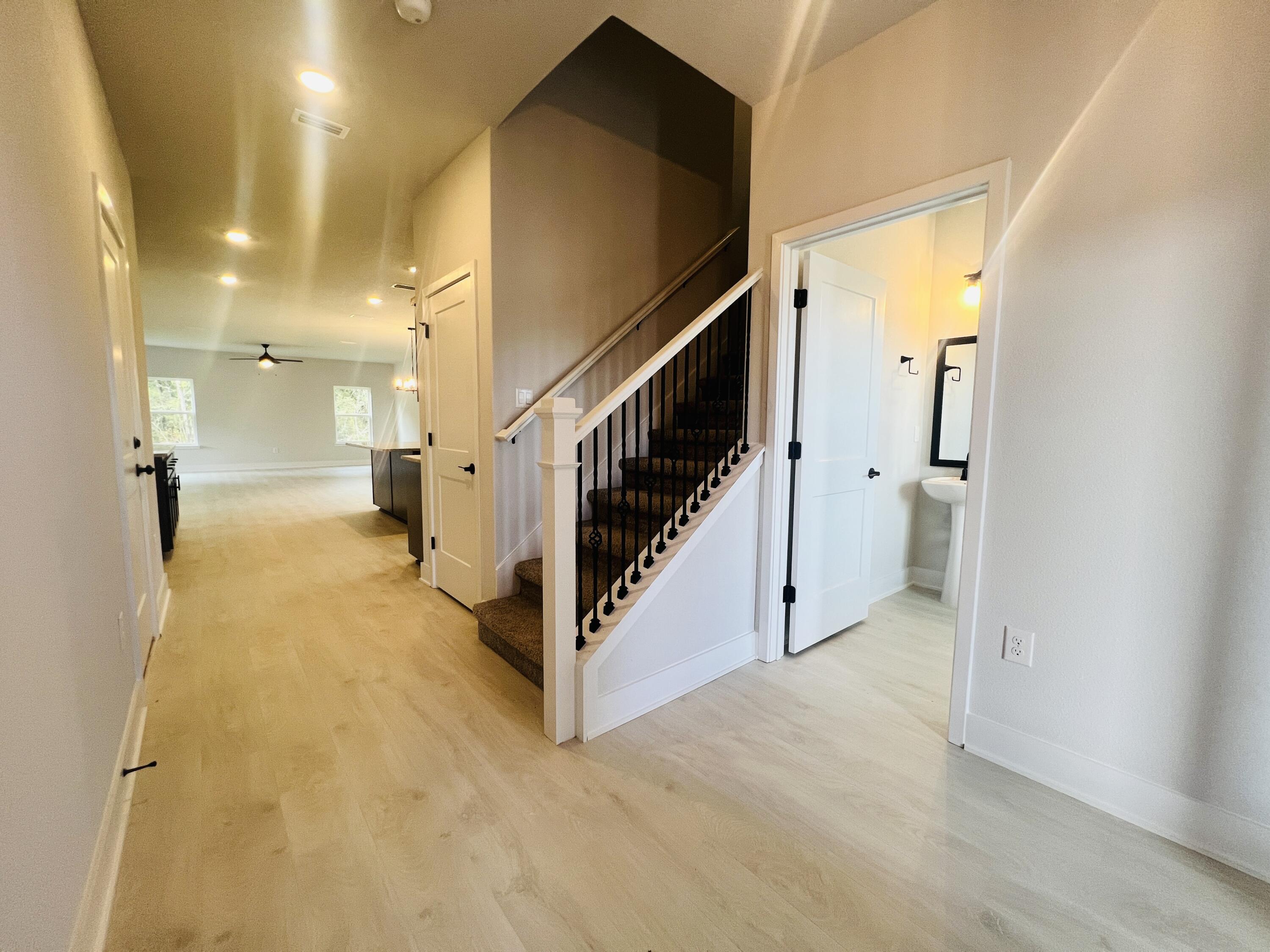 5291 Hidden Pines Circle Milton, FL 32583 - Photo 5 of 21 a view of a hallway with a room