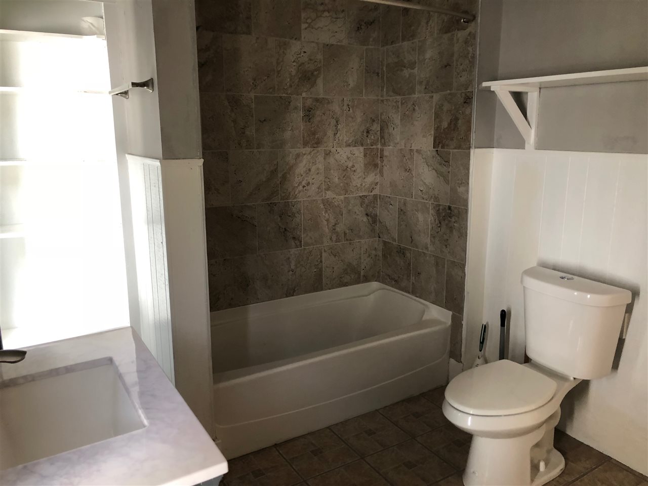 74 Franklin Street Concord, NH 03301 - Photo 13 of 28 Gallery Image 13