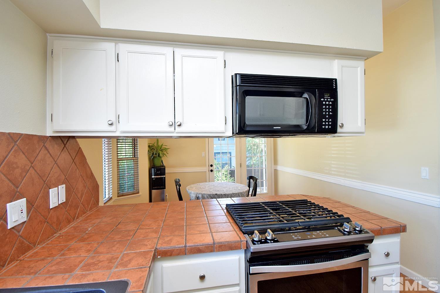 2937 Andrea Street Reno, NV 89503 - Photo 9 of 37 Photo 9