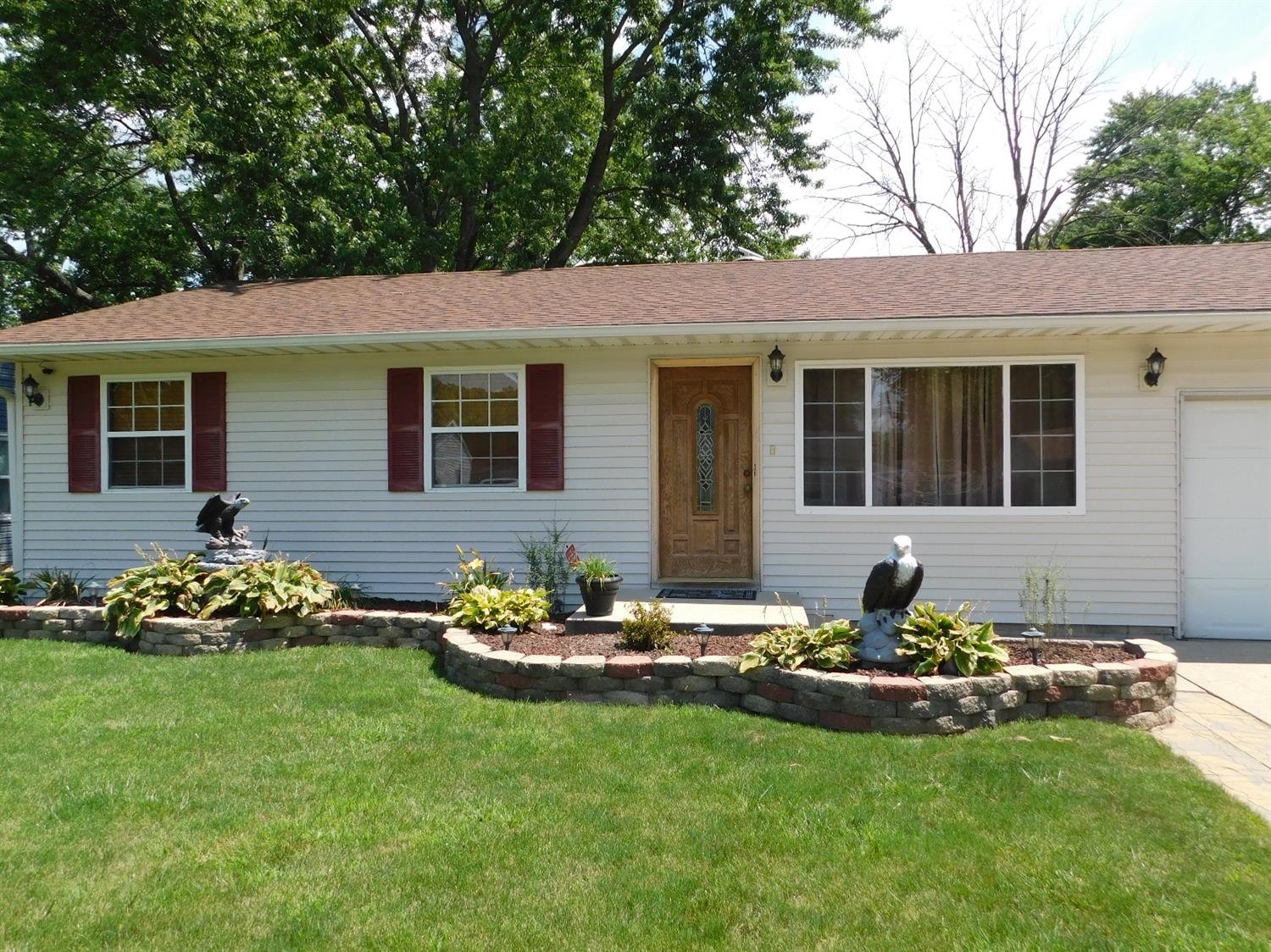 408 Prairie Street Crown Point, IN 46307 - Photo 2 of 10 1500x1124