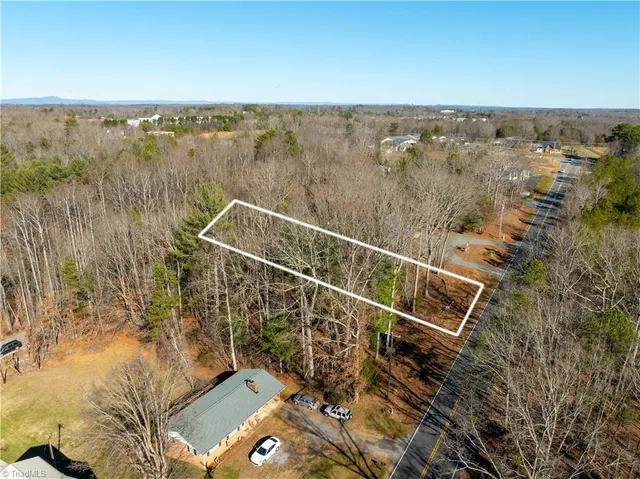 $30,000 | 0 Claremont Drive, Elkin, NC 28621