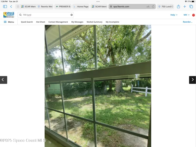 a kitchen that has a sink and a stove