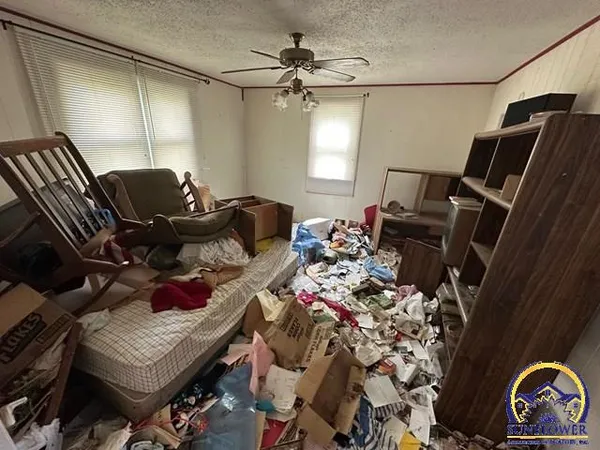 $9,900 | 208 Adolph Street, White City, KS 66872