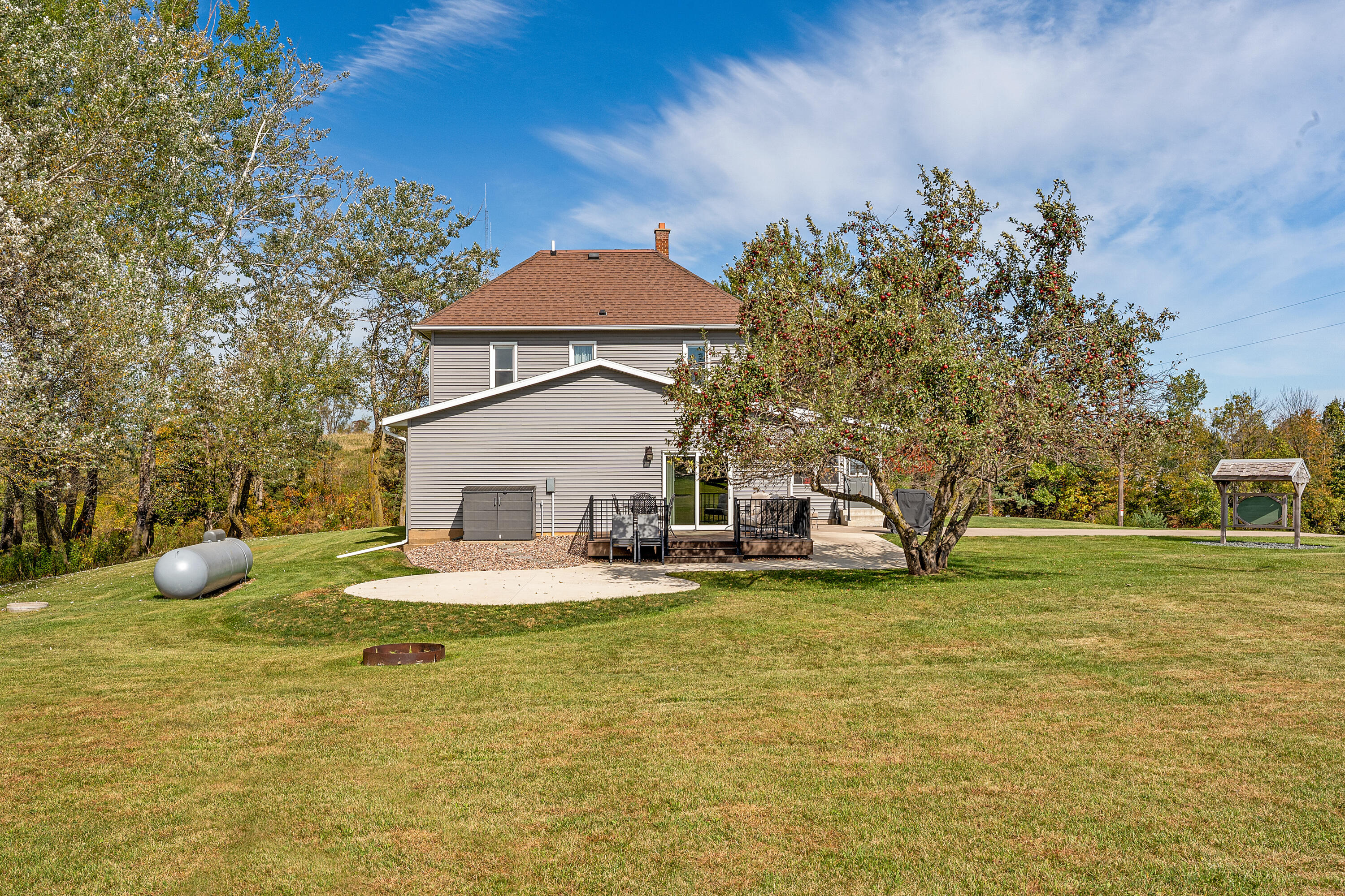 S5975 Plainview Road Viola, WI 54664 - Photo 10 of 52 Exterior Side