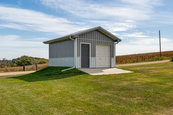 $425,000 | S5975 Plainview Road, Viola, WI 54664