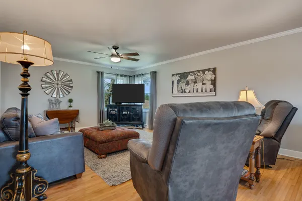 $425,000 | S5975 Plainview Road, Viola, WI 54664