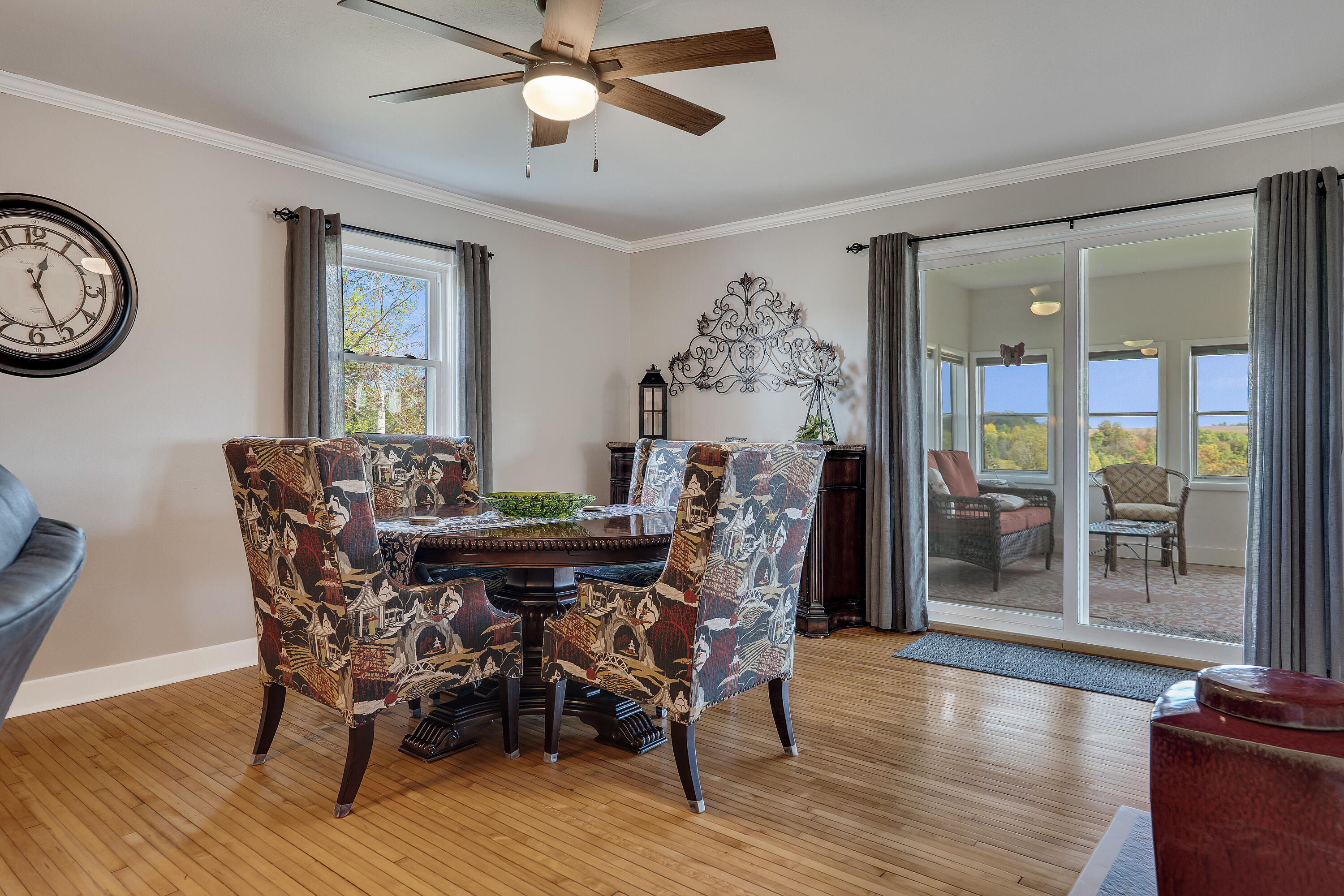 S5975 Plainview Road Viola, WI 54664 - Photo 23 of 52 Dining Room