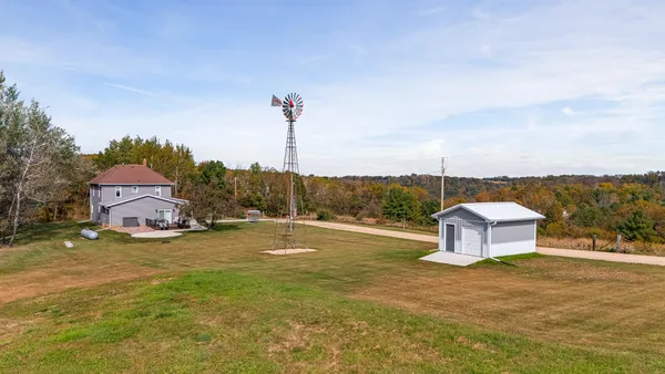 $425,000 | S5975 Plainview Road, Viola, WI 54664