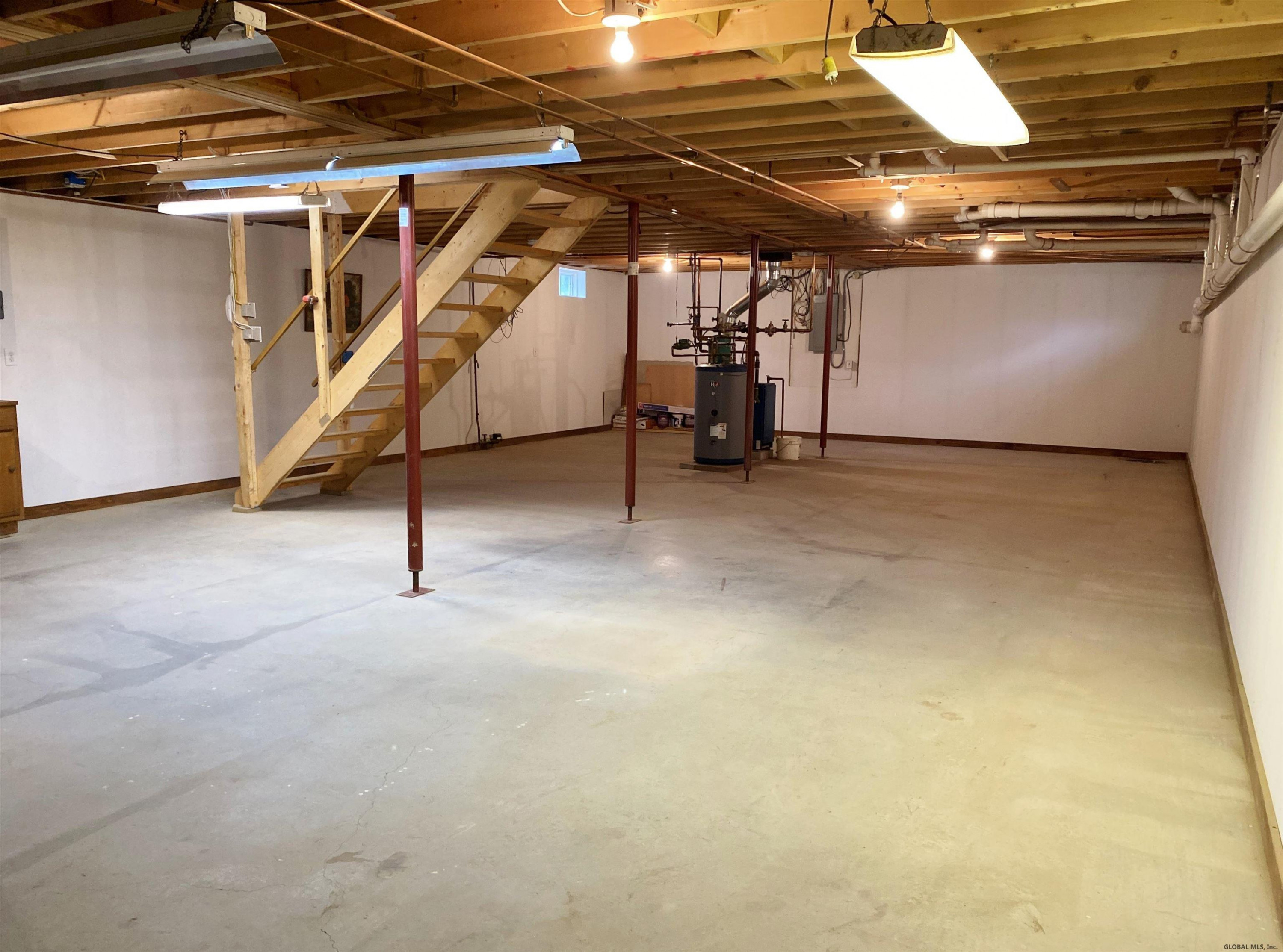 138 Beach Road Halfmoon, NY 12065 - Photo 20 of 28 Photo 20