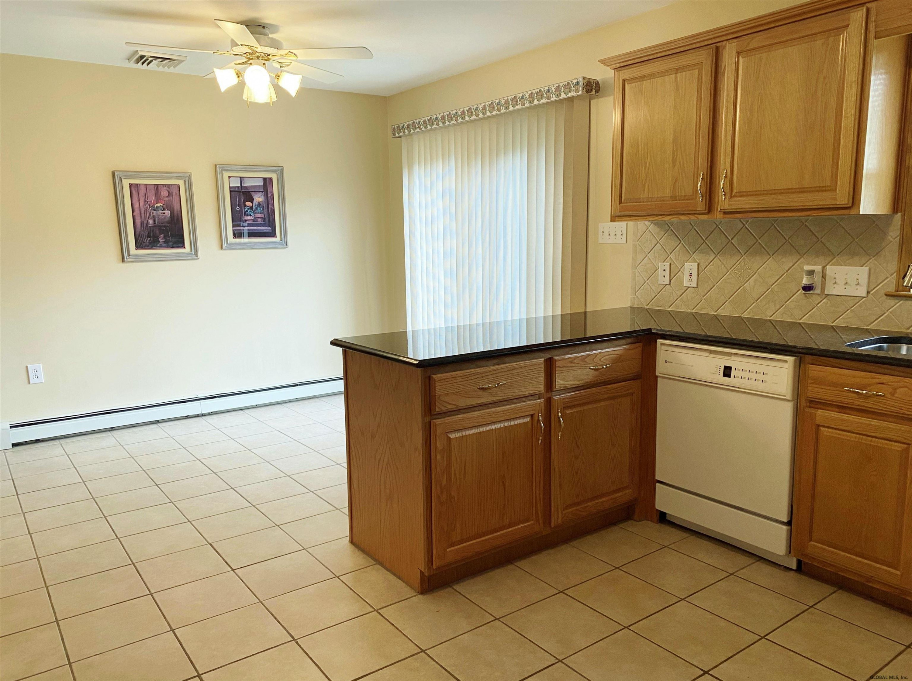 138 Beach Road Halfmoon, NY 12065 - Photo 9 of 28 Photo 9