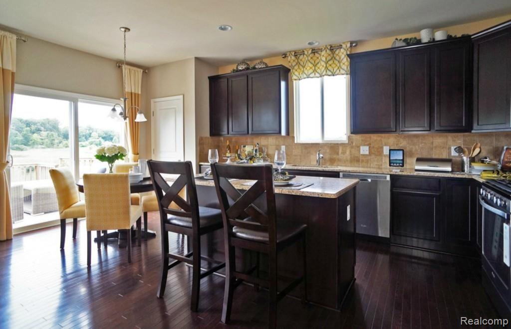 3975 Rainier Drive, Unit 3 Howell, MI 48843 - Photo 5 of 32 WEB-Bayport15.jpg