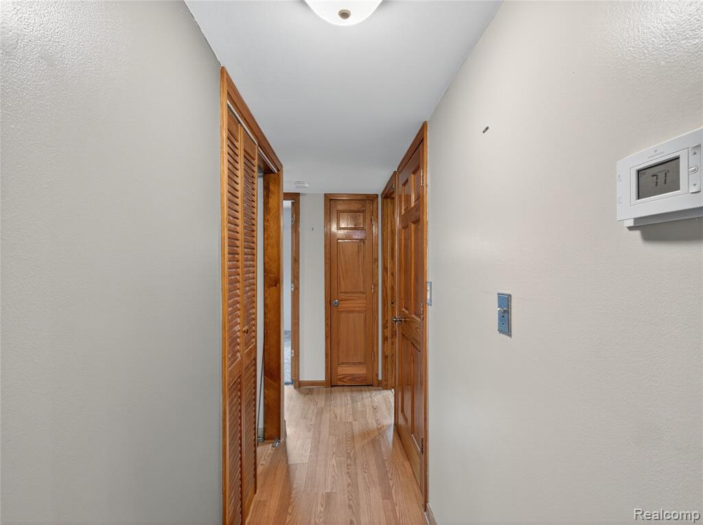 43801 Burtrig Road Belleville, MI 48111 - Photo 21 of 46 Gallery Image 21