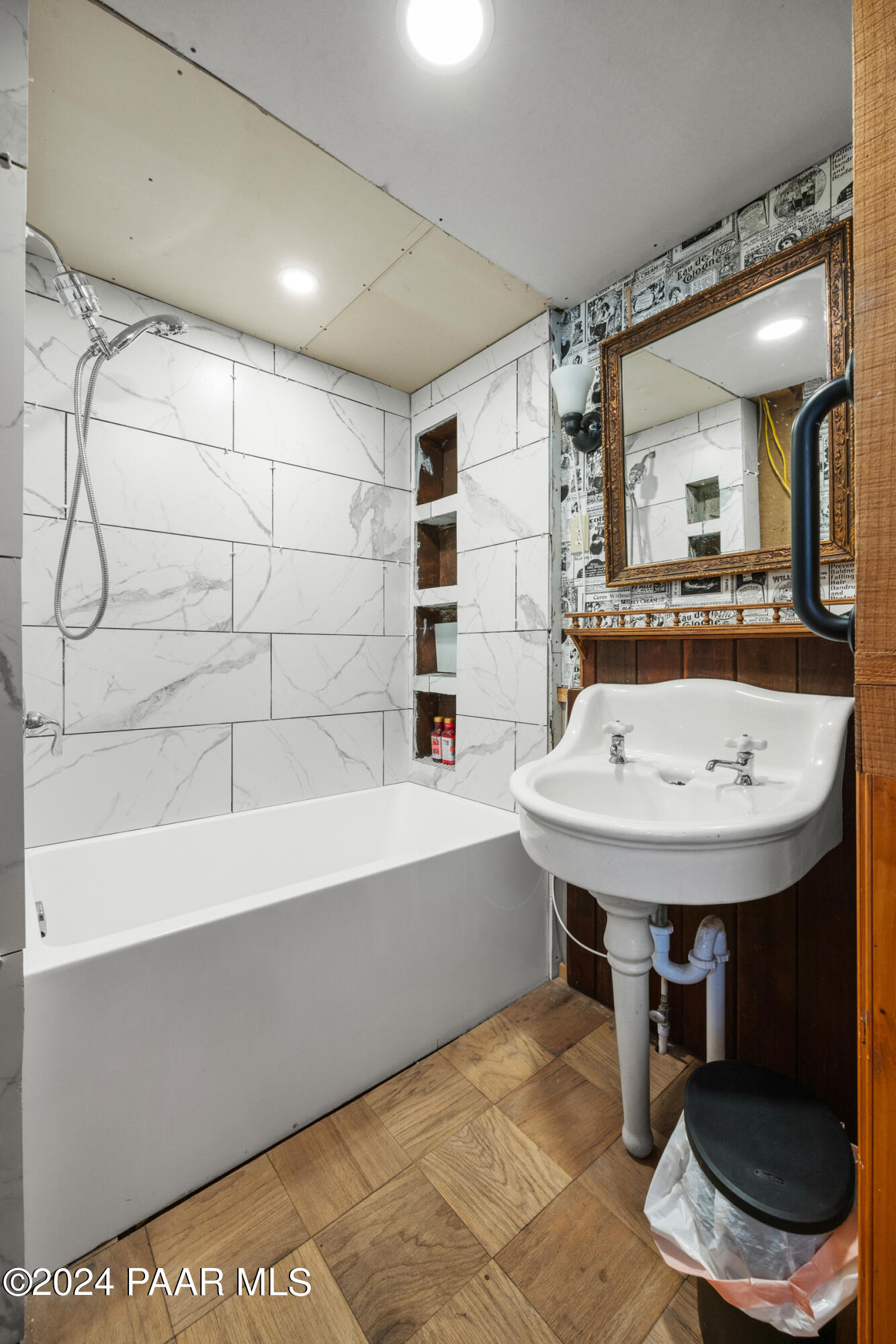 4875 South Juniper Loop Road Prescott, AZ 86303 - Photo 22 of 37 Bathroom