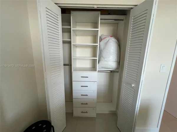 $3,000 | 3731 North Country Club Drive, Unit 1424, Aventura, FL 33180