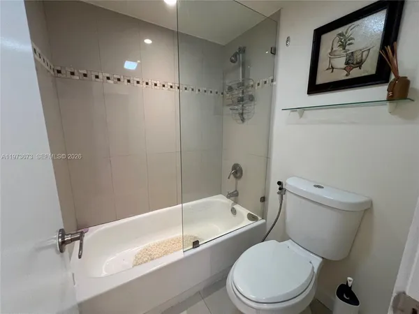 $3,000 | 3731 North Country Club Drive, Unit 1424, Aventura, FL 33180