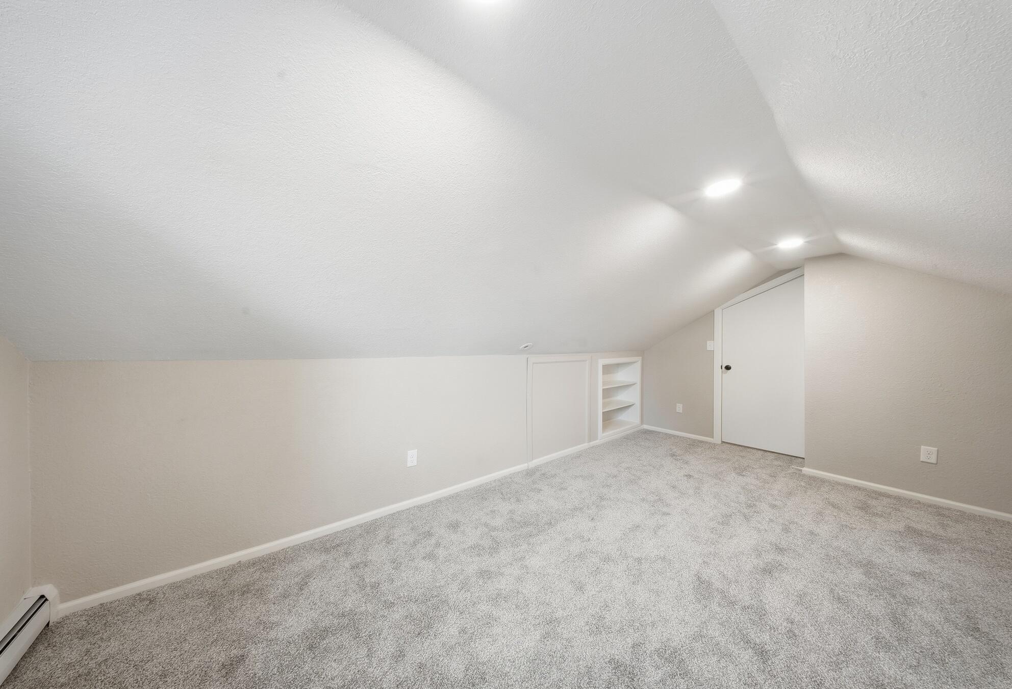7526 West County Line Road Mequon, WI 53092 - Photo 43 of 72 43_Upper_Bonus_Room_View_4
