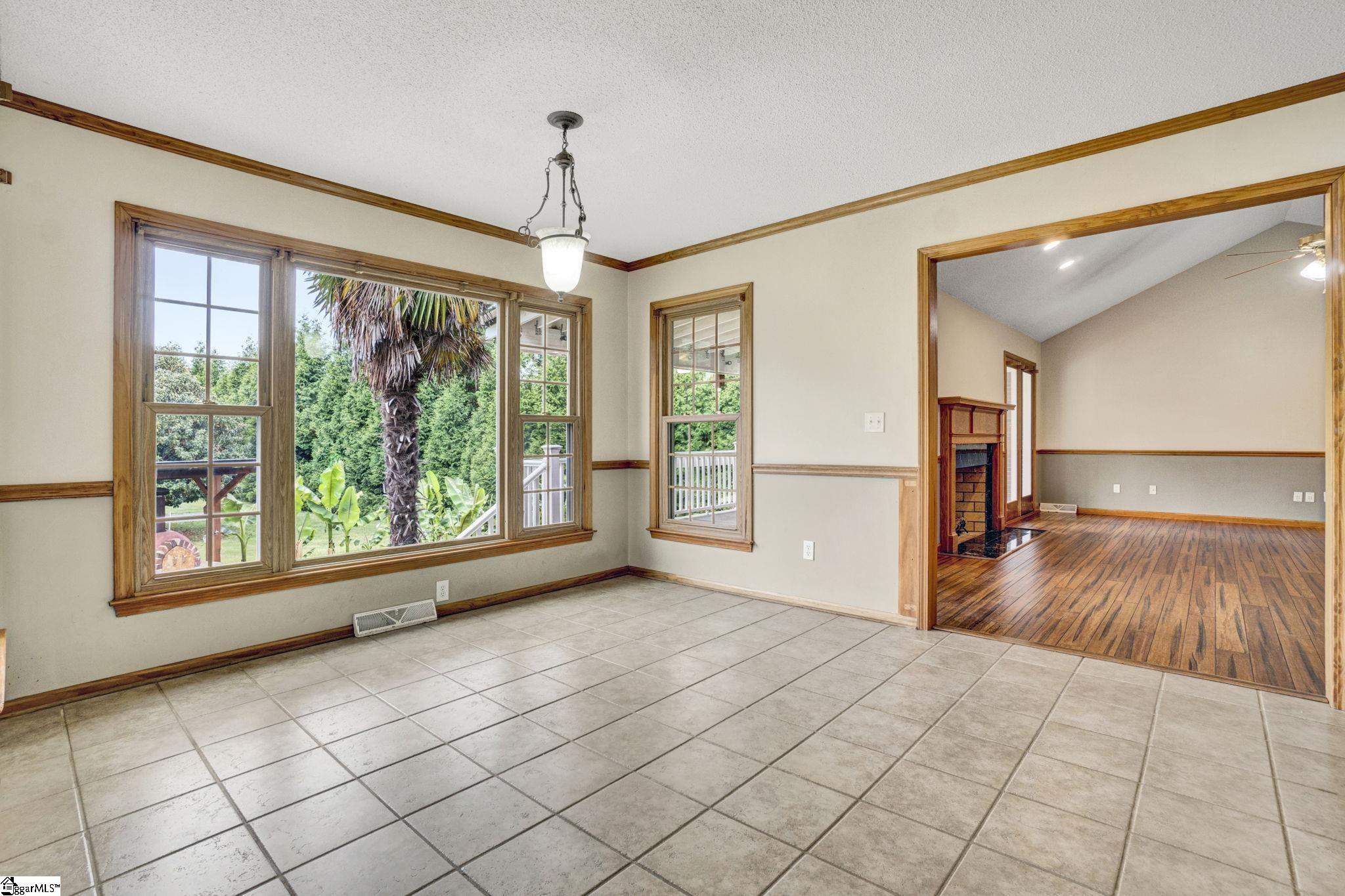 506 Silver Ridge Drive Greer, SC 29651 - Photo 11 of 41 Gallery Image 11